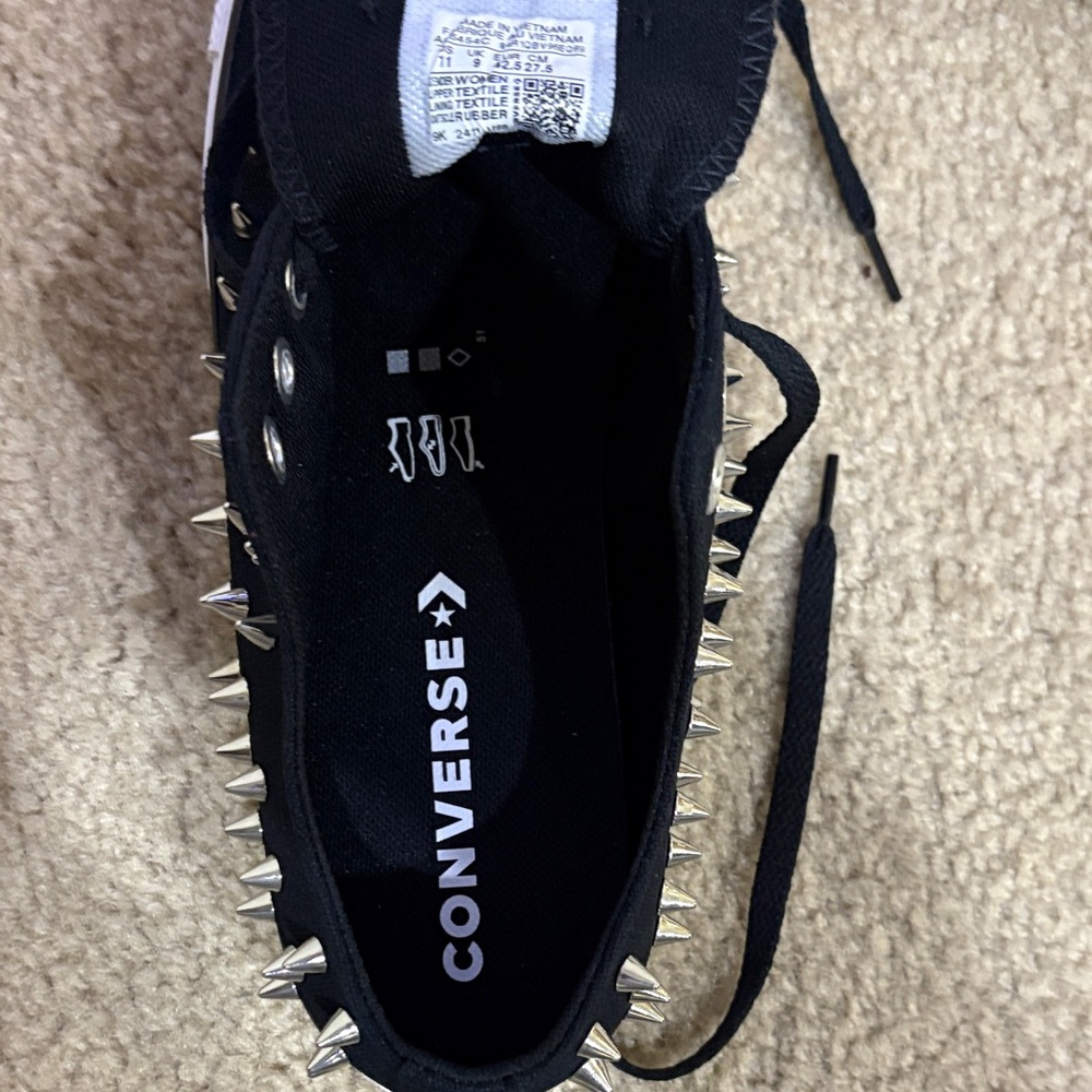 NWOB Converse Chuck Taylor Studded Sneakers Sz 11 & 5.5 Spikes Black Women's - Picture 7 of 7